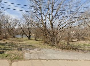 323 & 335 S Main St, Cave Springs, AR 72718