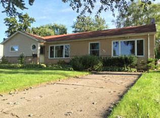 35 Chandler Ln, Hoffman Estates, IL