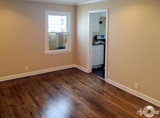 7721 S Saint Louis Ave, Chicago, IL 60652