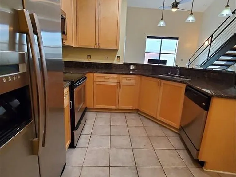400 17th St NW #1451 — Photo 5