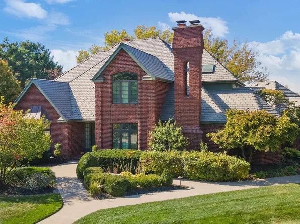 16305 Webster St, Omaha, NE 68118