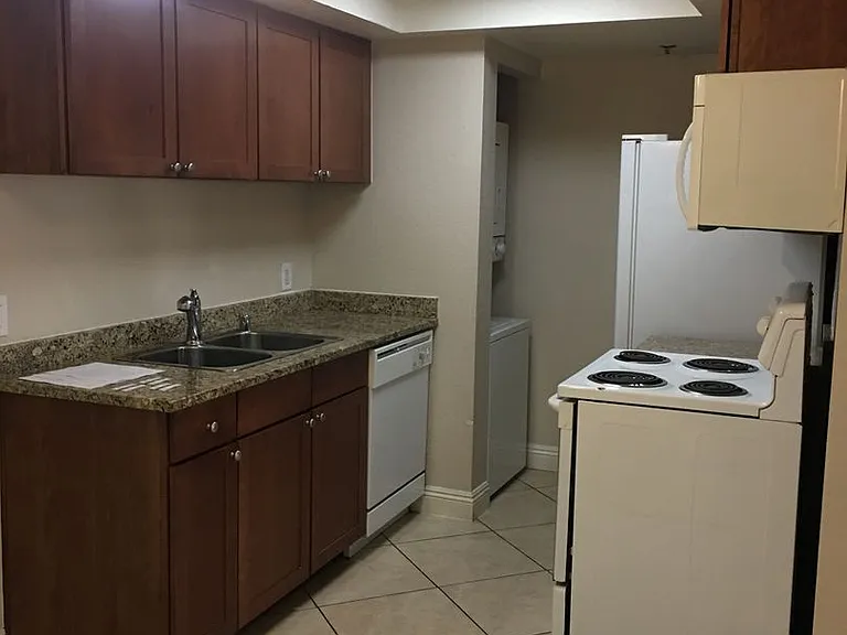 4200 S Valley View Blvd #1051 — Photo 3