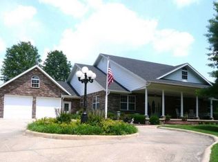 1616 Robinhood Rd, Bentonville, AR 72712