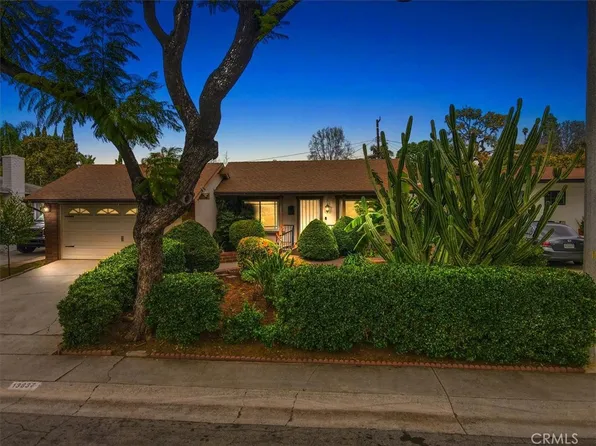 13837 Sunrise Dr, Whittier, CA 90602