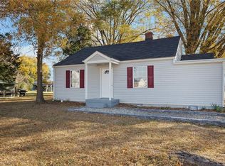 3121 Fieldale Rd, Greensboro, NC 27406