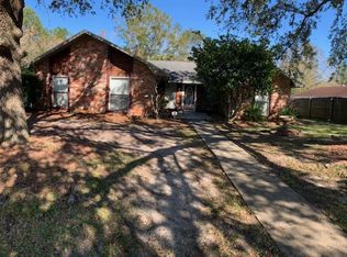 5109 Deerfield Dr, Gautier, MS 39553