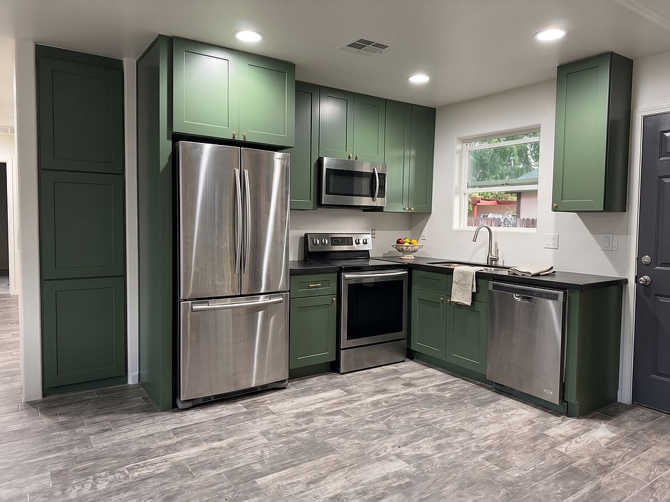 1st image of 2321 N 8th St APT 2