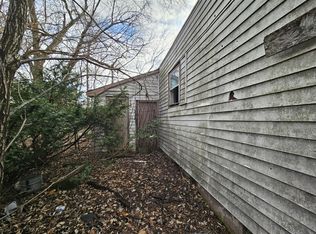 1695 W 10th Ave, Gary, IN 46404