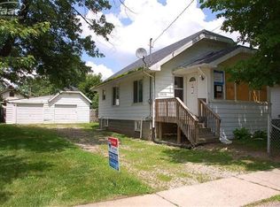 2167 E Parkwood Ave, Burton, MI 48529
