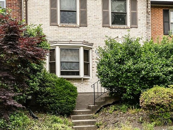 2nd image of 209 Gundry Dr