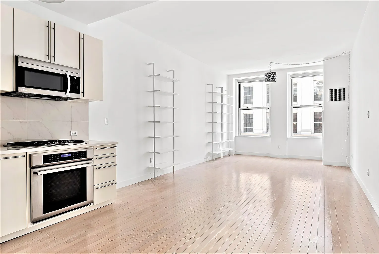 60 West 20th Street — Photo 1