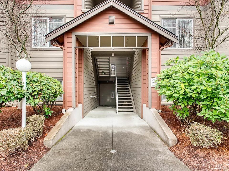 1st image of 10825 SE 200th St APT A205