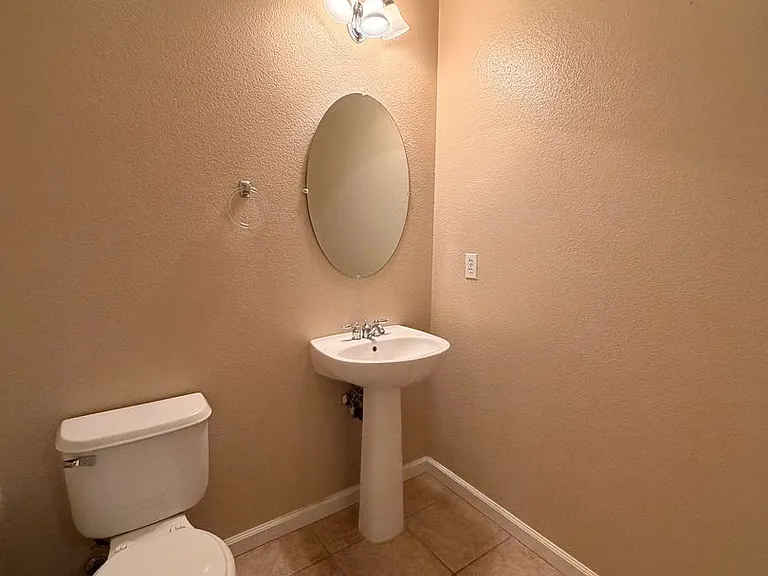 103 Monet Ln — Photo 6