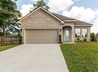 10100 Sable Ridge Dr, Mobile, AL 36695