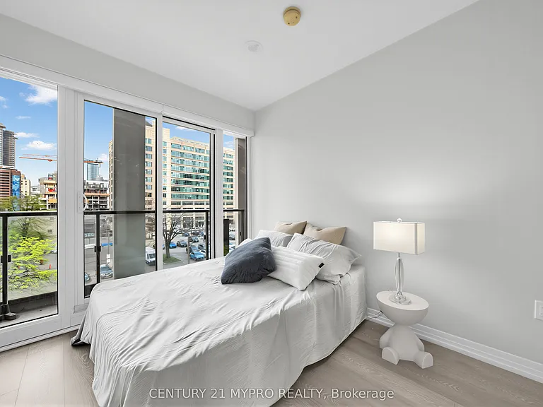 251 Jarvis St #315 — Photo 27