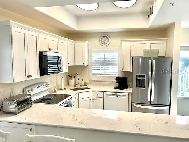 3 bed, 2.0 bath, 1232 sqft, $4,800 — Photo 4