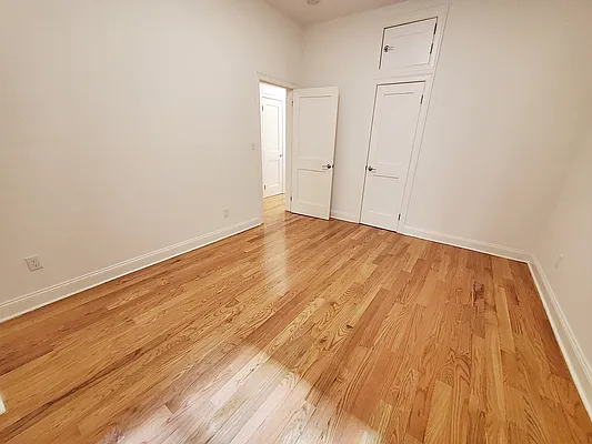 Rented by Rachel Realty | media 27