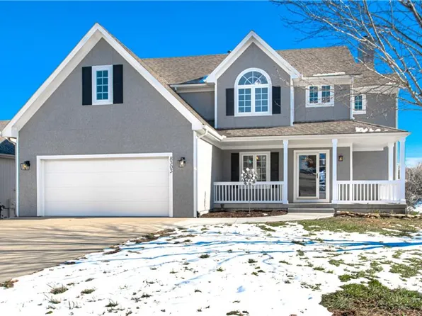 8303 Primrose St, De Soto, KS 66018