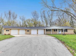 2879 Lime Kiln Rd, Green Bay, WI 54311