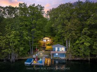 112 Farlain Lake Rd E, Tiny, ON L9M 0B5