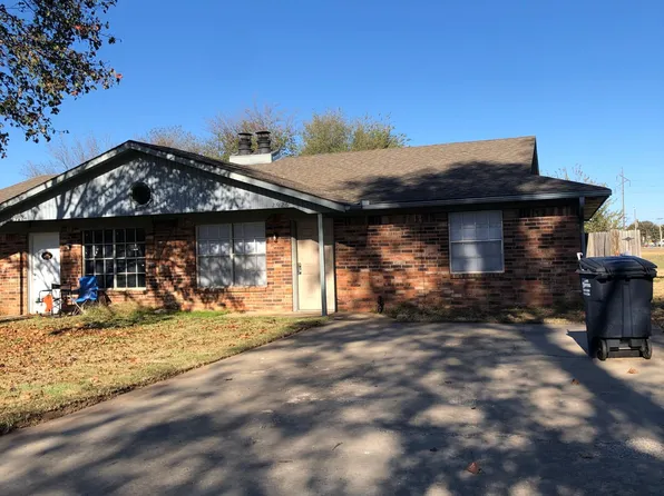 2926 Robert Rd, Shawnee, OK 74804