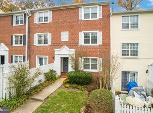 4644 28th Rd S #A, Arlington, VA 22206