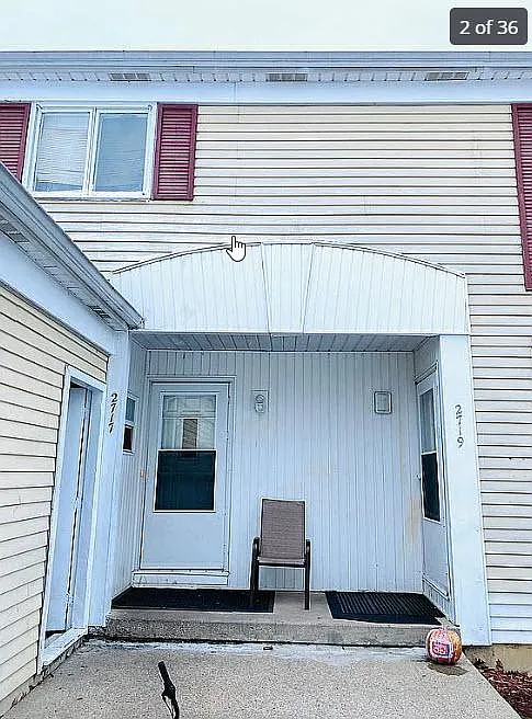 Building Photo - 2719 Narraganset Dr