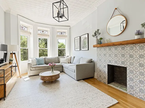 160 Prospect Park W APT 2, Brooklyn, NY 11215