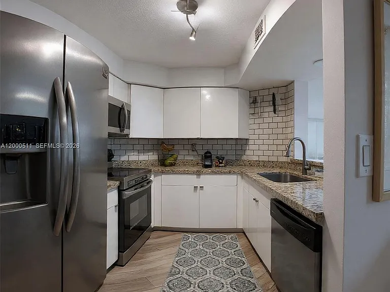 1661 NW 81st Way #1661 — Photo 5