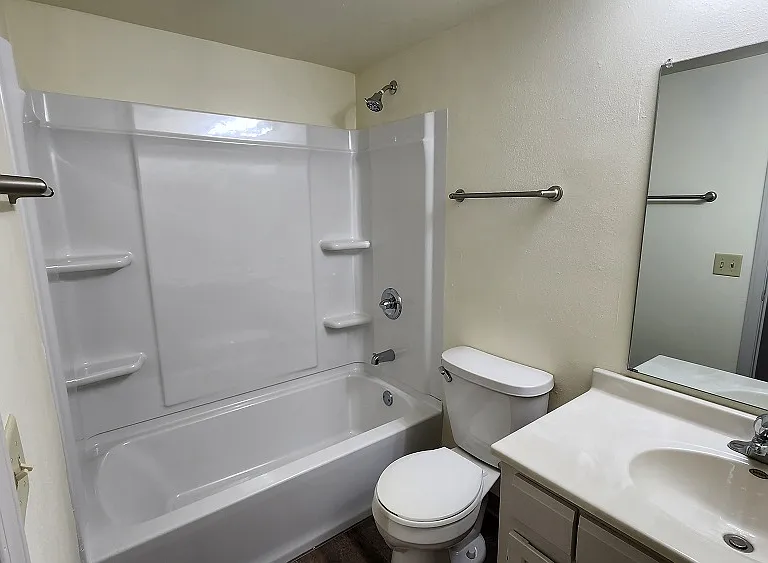 Heritage Apartments — Photo 39