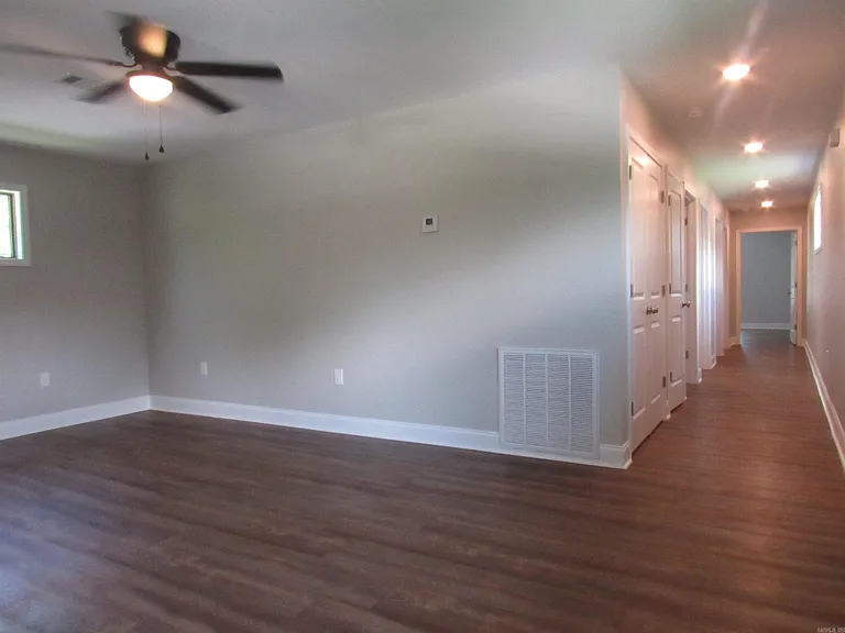 1515 Stamps St #1 — Photo 4