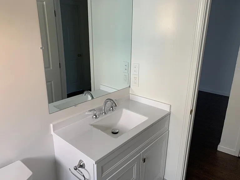 1323 Ashby Ave #D — Photo 5
