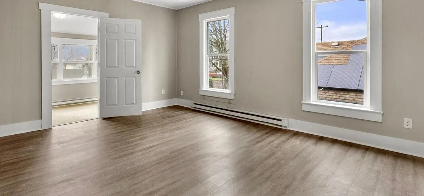 8005 N Willamette Blvd — Photo 3