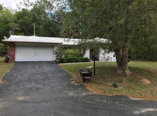 10301 N Adena Ter, Citrus Springs, FL 34434
