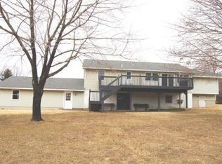 8 Osmun Rd, Columbia, NJ 07832