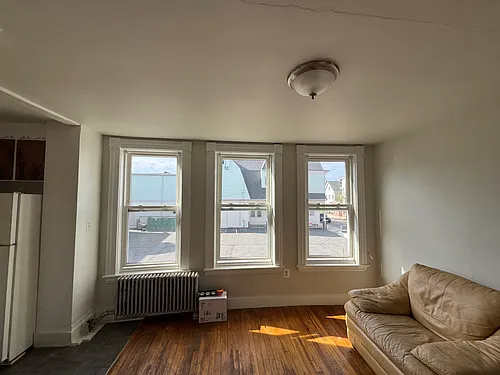 6 Jefferson St Photo 1