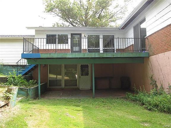 3rd image of 6 Country Club Ct