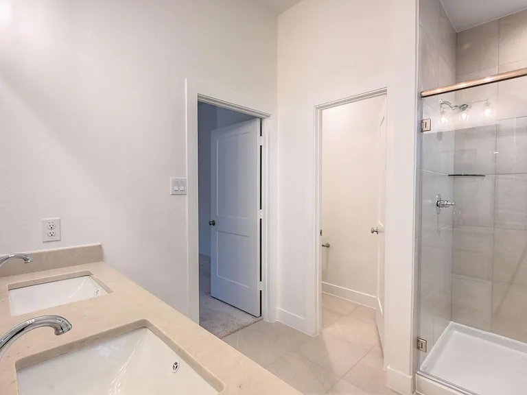 1535 Crystal Stream Dr — Photo 41