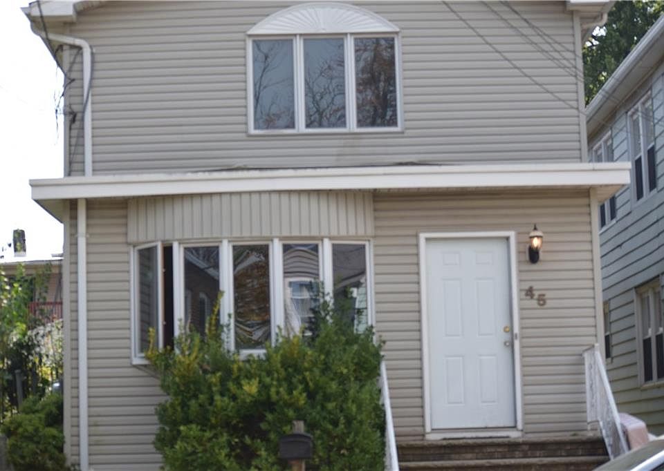 2nd image of 45 Grant Ave