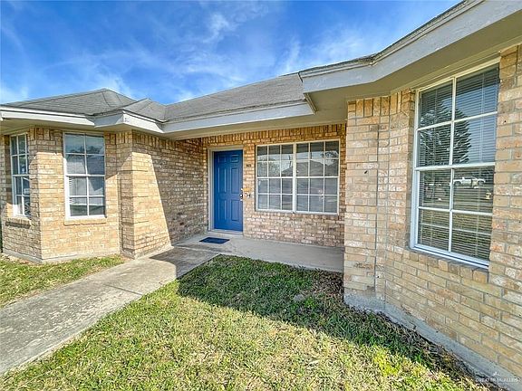 5th image of 2704 Fern Dr