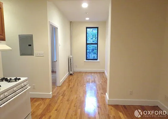 Rented by Oxford Property Group | media 52