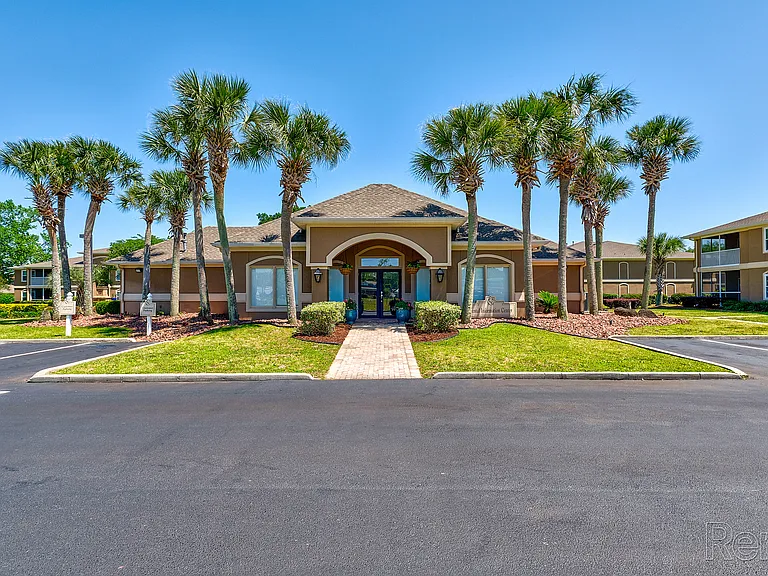 Crestview at Oakleigh Apartments — Photo 50
