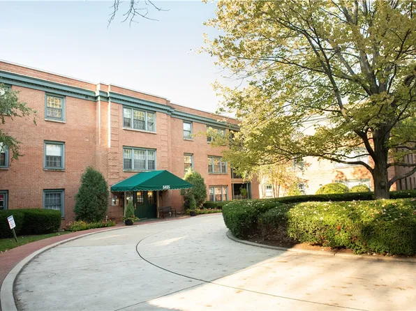 5825 5th Ave APT 301, Pittsburgh, PA 15232