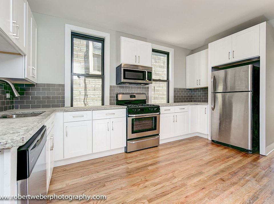 1st image of 1363 W Walton St #2FA