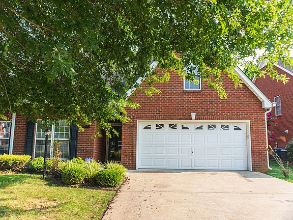 2nd image of 2733 Waywood Dr