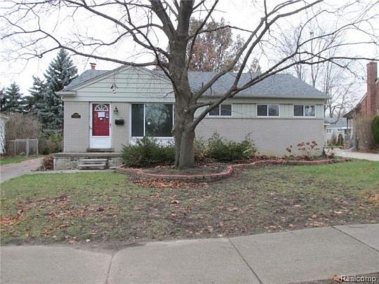 1st image of 23899 Colchester Dr