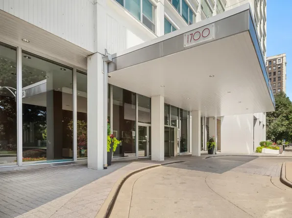 1700 E 56th St APT 3409, Chicago, IL 60637