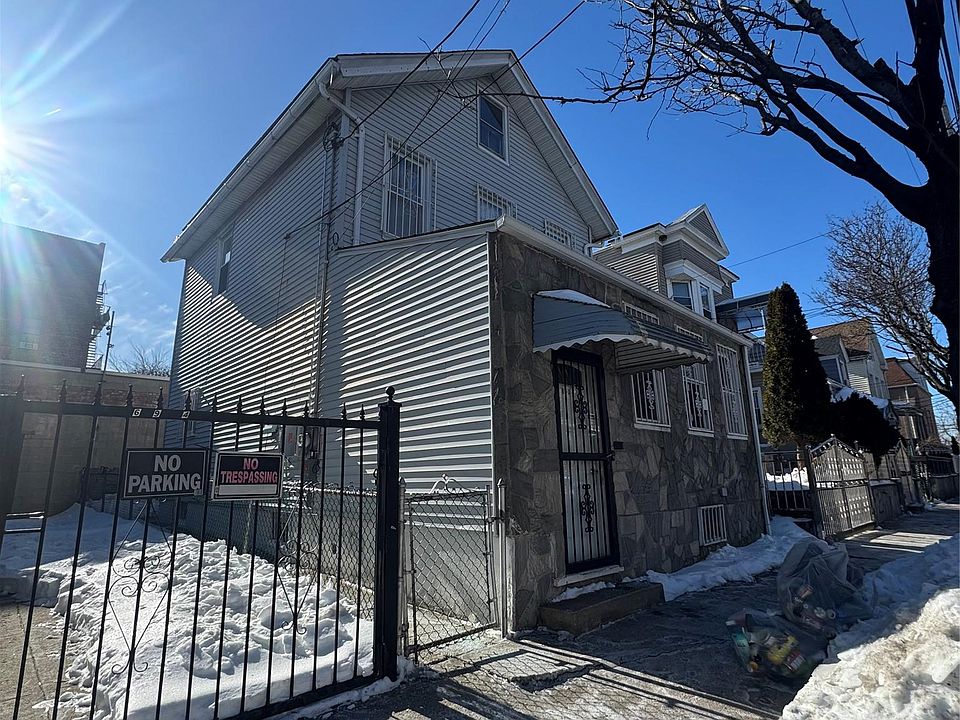 1st image of 690 E 240th Street
