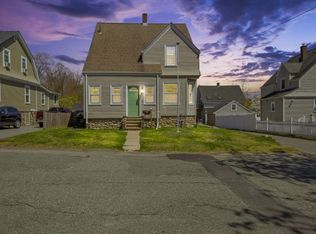 9 Arthur St, Whitman, MA 02382