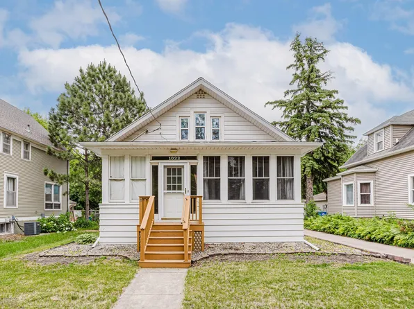 1023 12th St N, Fargo, ND 58102